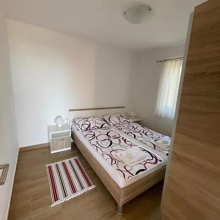 Eucalyptus * Nerezine